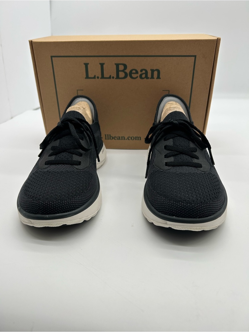 L.L. Bean Women’s Freeport Slip-In sneakers size 6